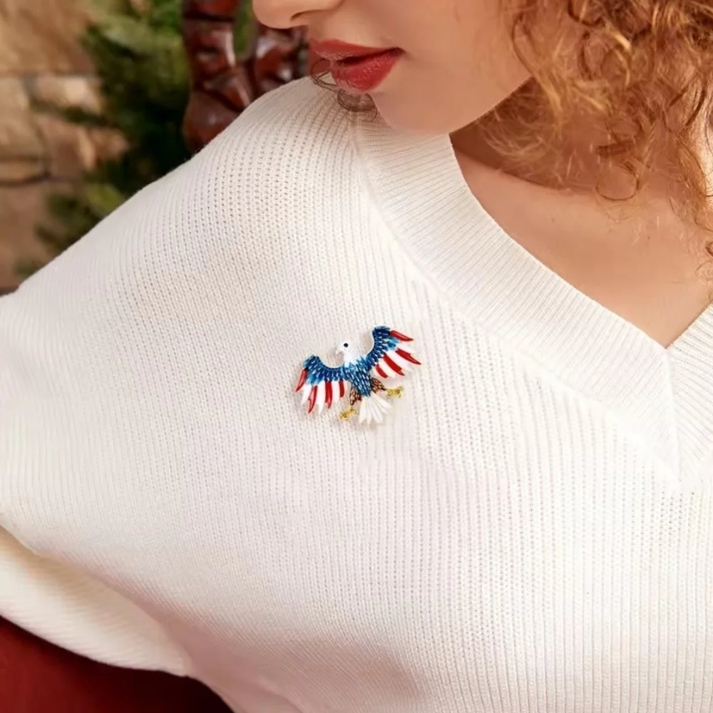 VQ Gold Eagle Brooch